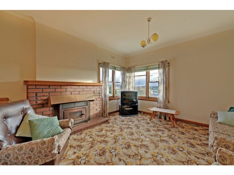 175 Cambridge Road, Warrane TAS 7018