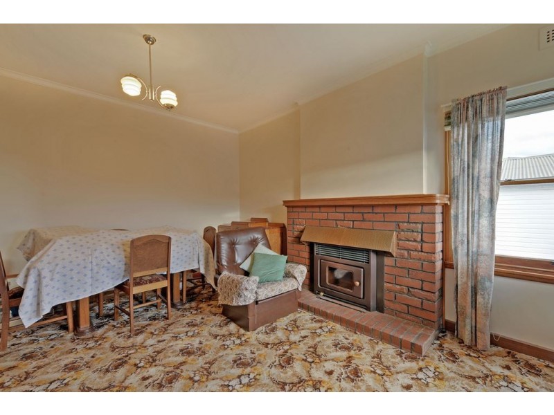 175 Cambridge Road, Warrane TAS 7018