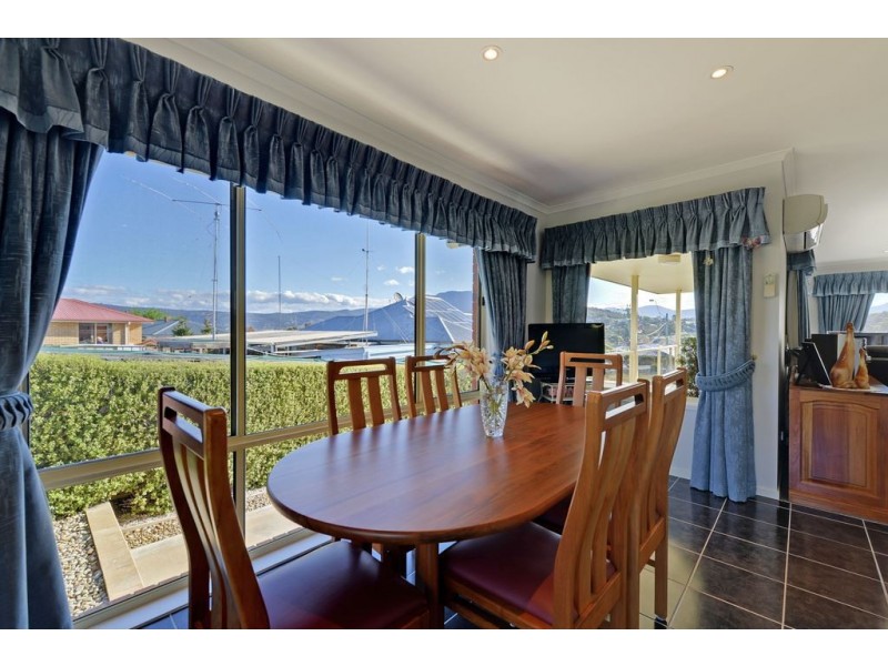 117 Cambridge Road, Bellerive TAS 7018