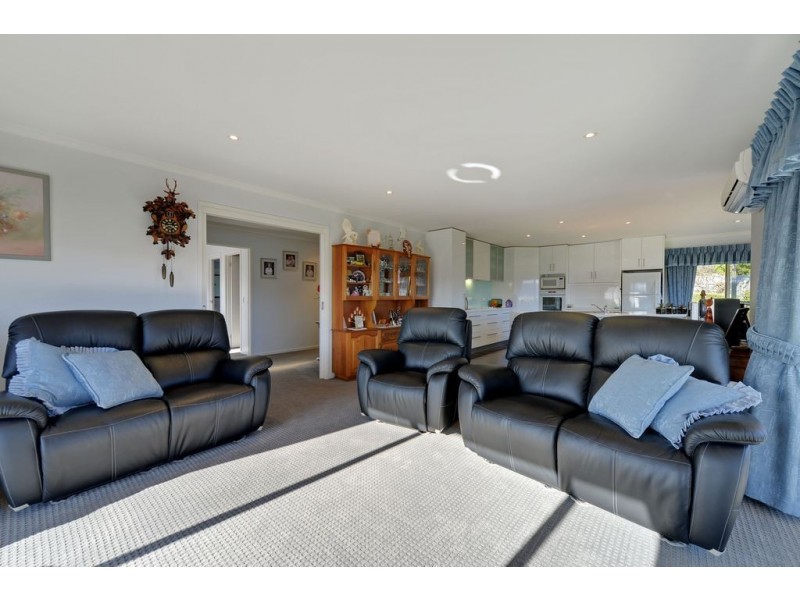 117 Cambridge Road, Bellerive TAS 7018