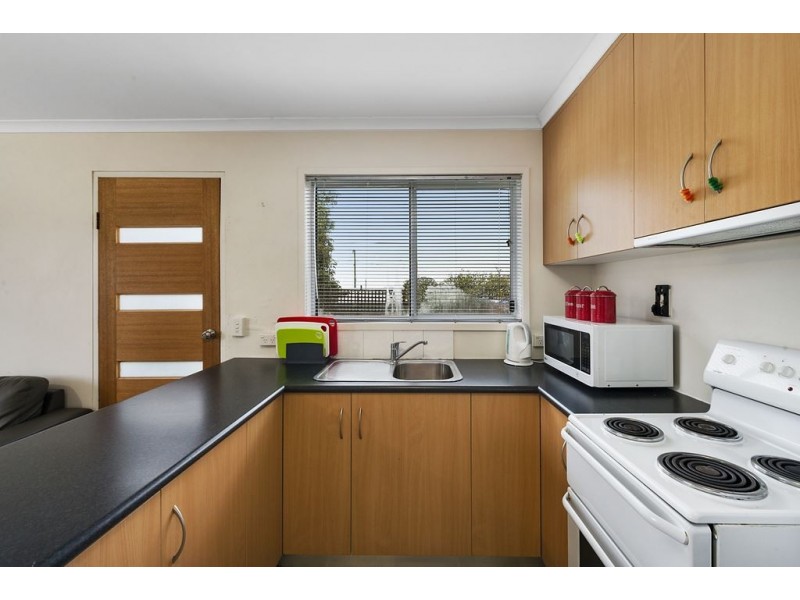 2&4/3 First Avenue, Midway Point TAS 7171