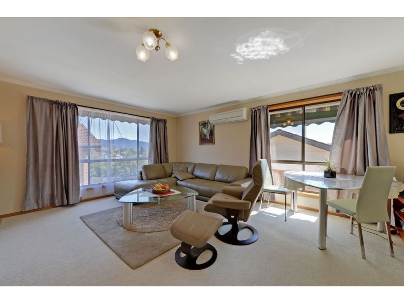 2/22B Bellevue Parade, New Town TAS 7008