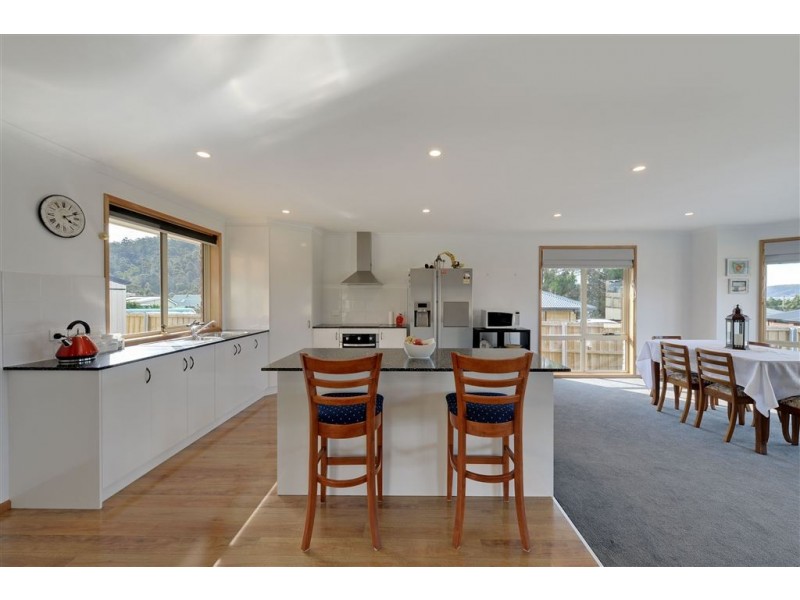 43 Camrise Drive, Cambridge TAS 7170