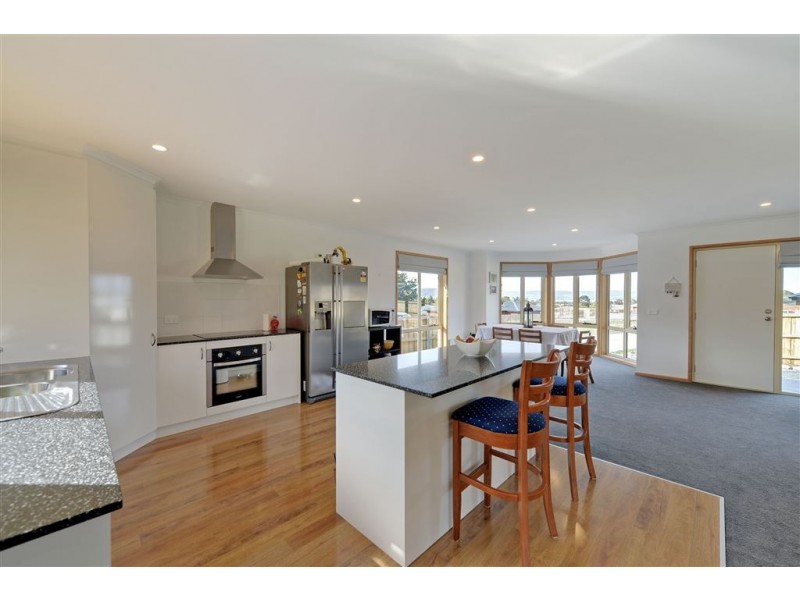 43 Camrise Drive, Cambridge TAS 7170