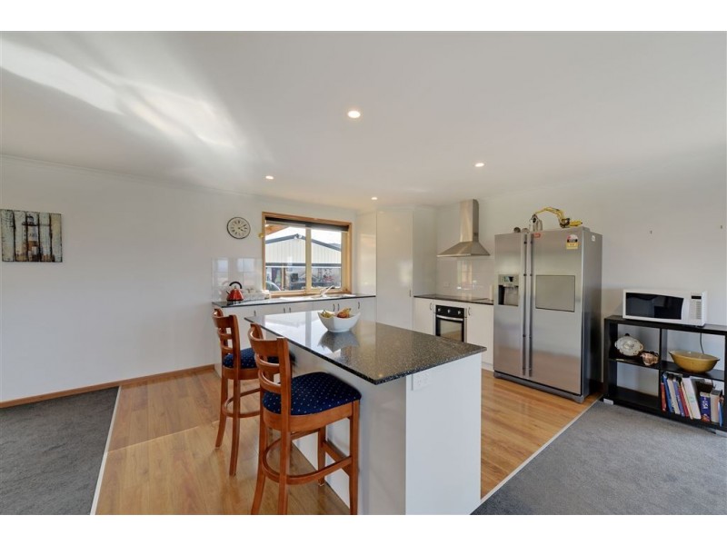 43 Camrise Drive, Cambridge TAS 7170