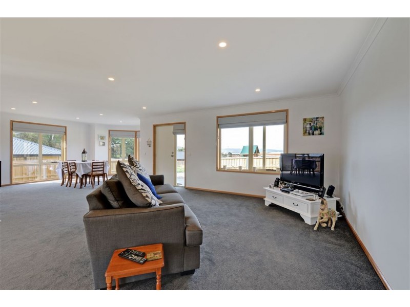 43 Camrise Drive, Cambridge TAS 7170