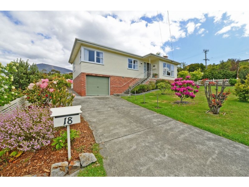 18 Girrabong Road, Lenah Valley TAS 7008