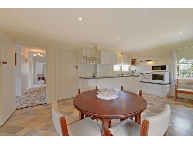 18 Girrabong Road, Lenah Valley TAS 7008