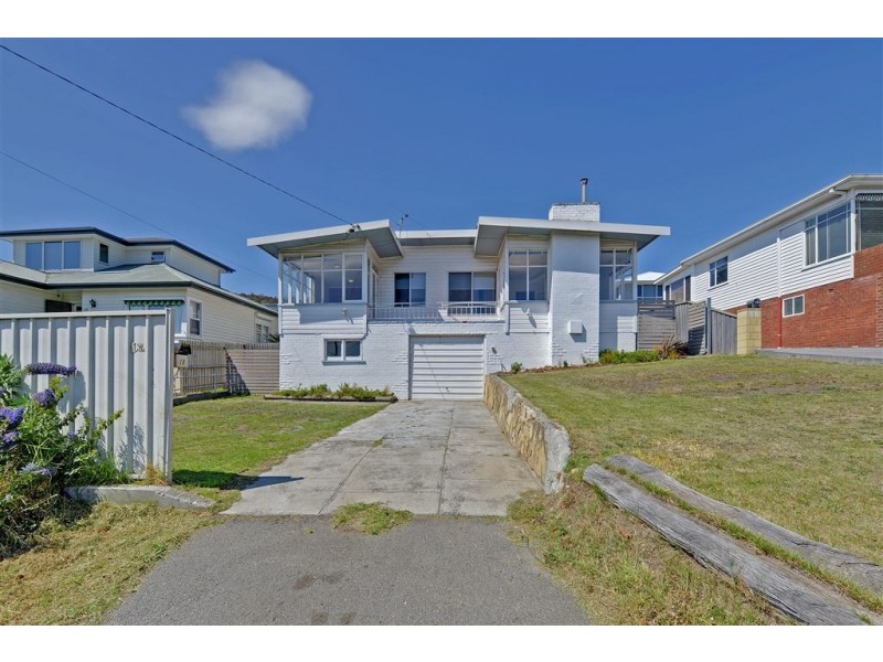 18 East Derwent Highway, Rose Bay TAS 7015