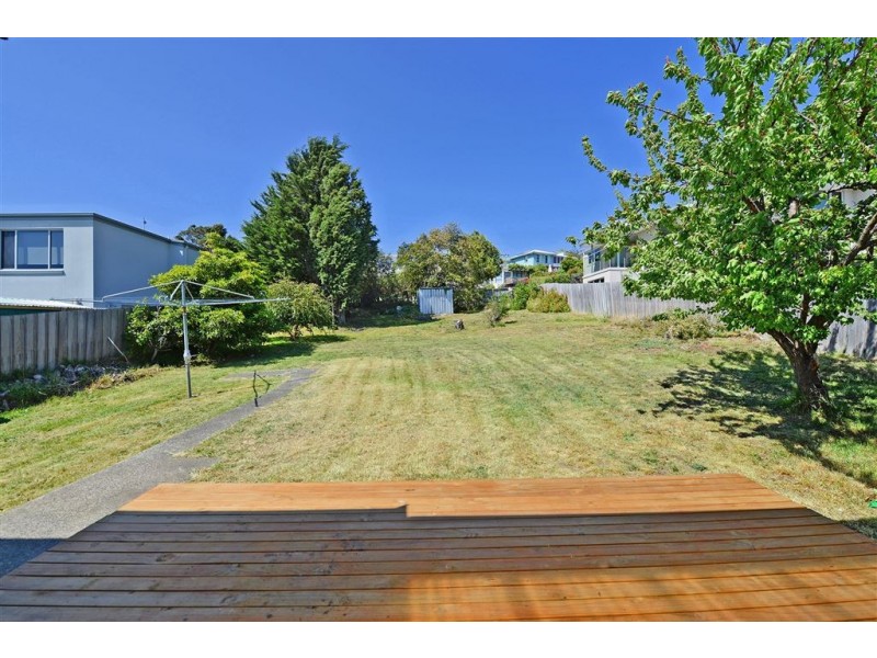 18 East Derwent Highway, Rose Bay TAS 7015