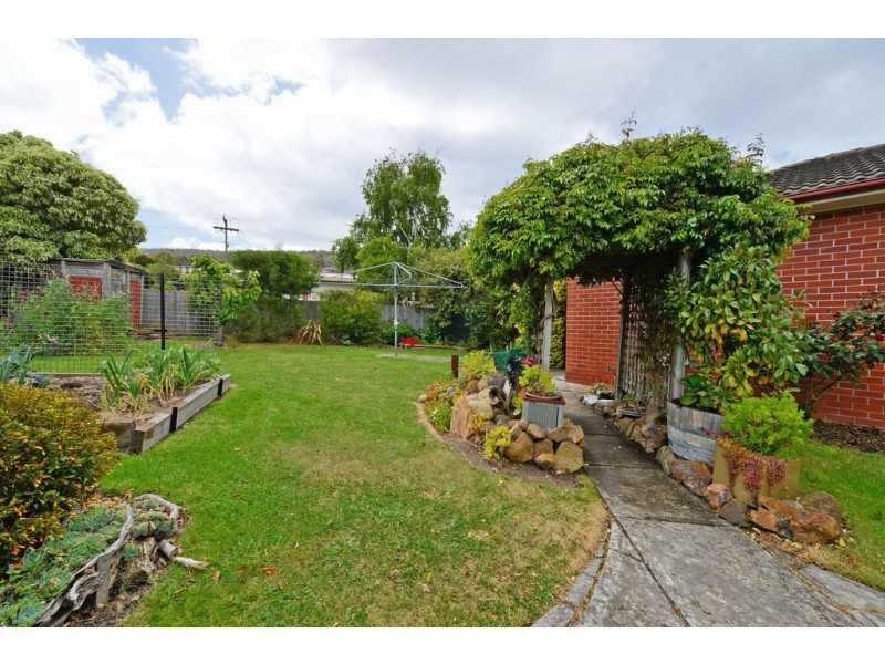 59 Shoreline Drive, Howrah TAS 7018
