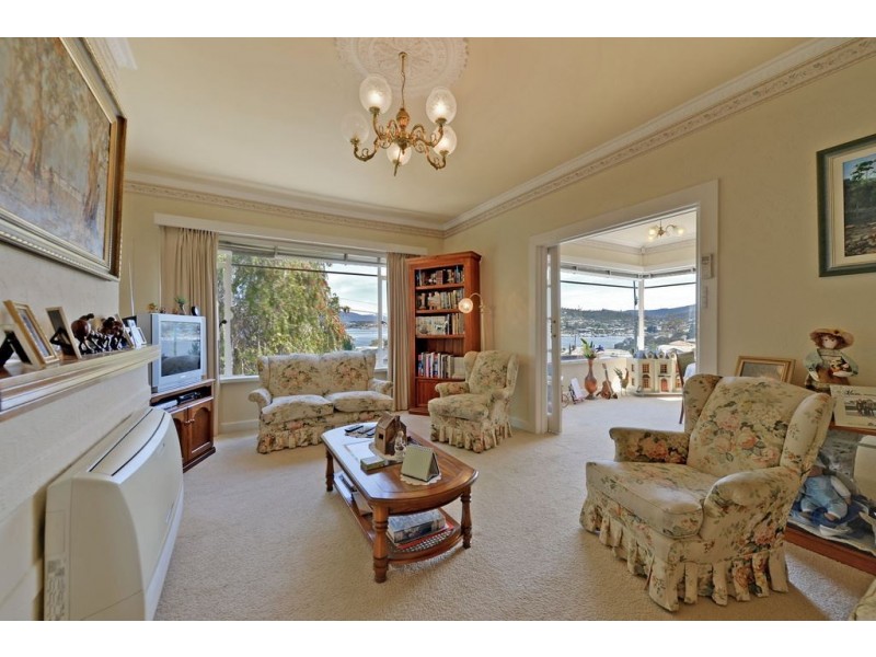 16 East Derwent Highway, Rose Bay TAS 7015