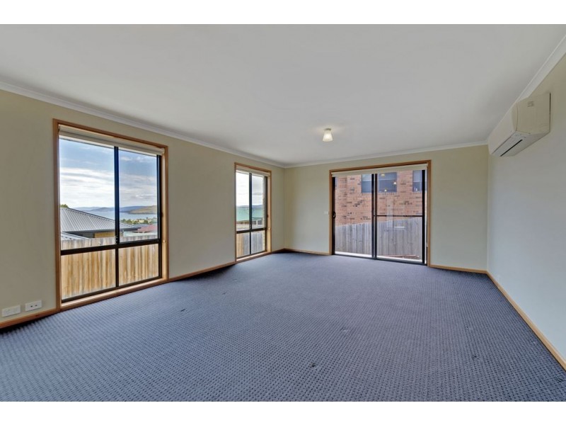 2/3 Nirranda Court, Oakdowns TAS 7019