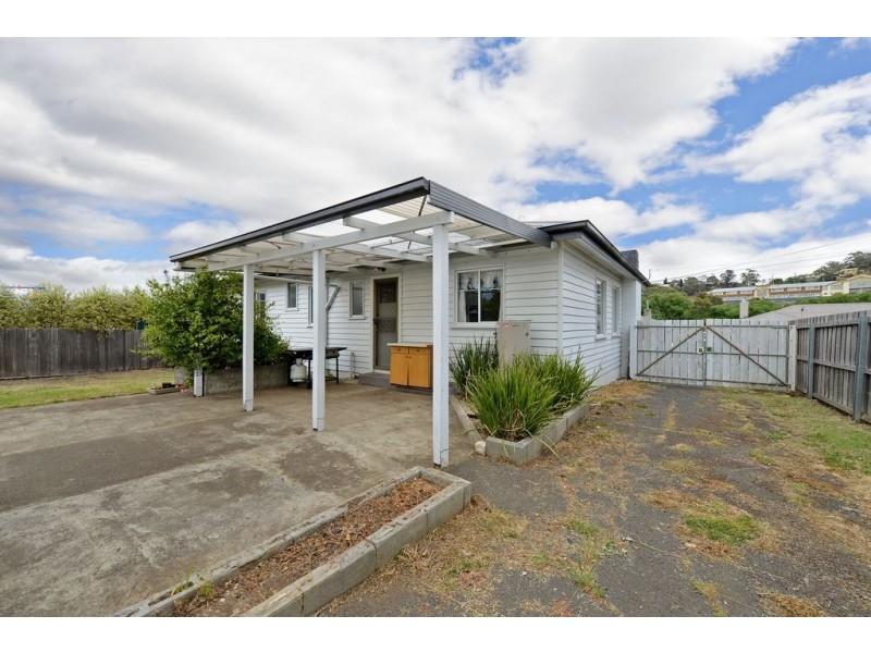 9 Shouten Street, Warrane TAS 7018