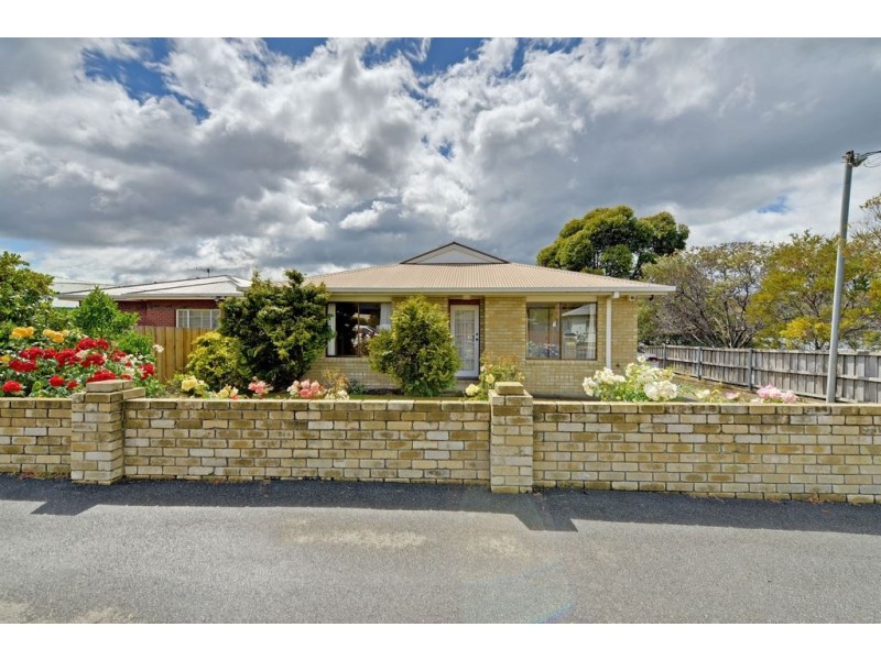 41 Gepp Parade, Derwent Park TAS 7009