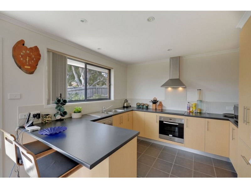 3/10 Parsonage Place, Rokeby TAS 7019