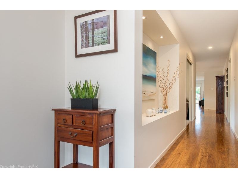 6 Vivalenett Close, Seven Mile Beach TAS 7170