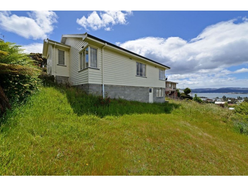 17 Tootonga Street, Chigwell TAS 7011