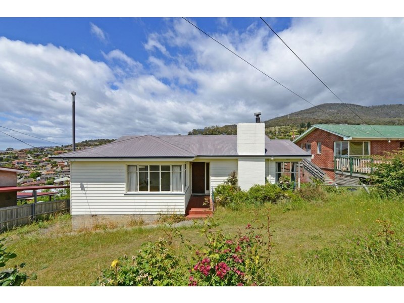 17 Tootonga Street, Chigwell TAS 7011