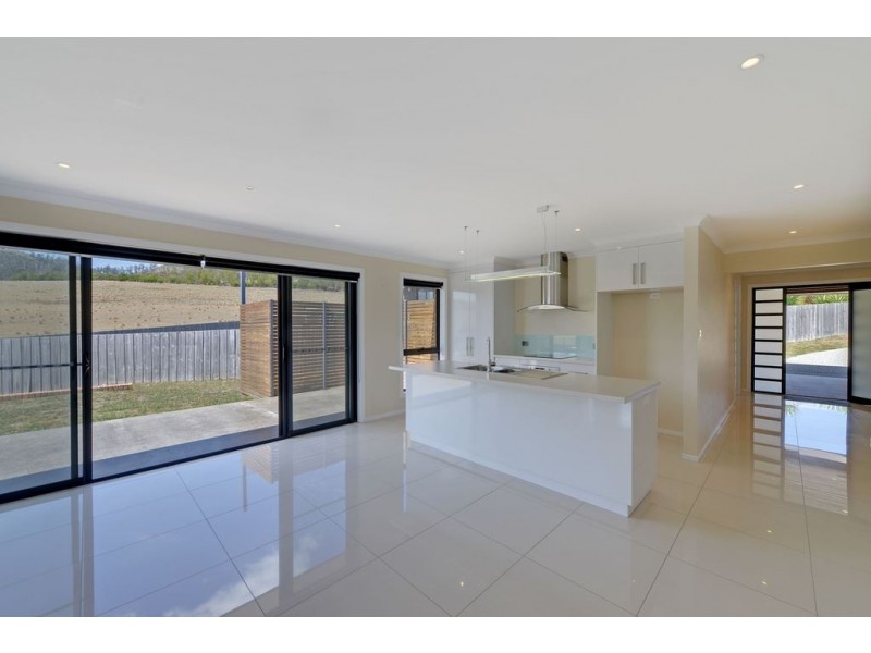 4 Juliana Close, Oakdowns TAS 7019