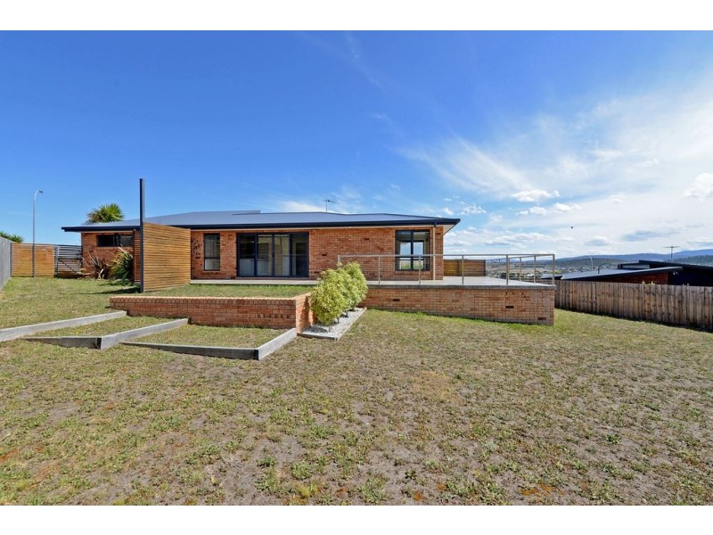 4 Juliana Close, Oakdowns TAS 7019