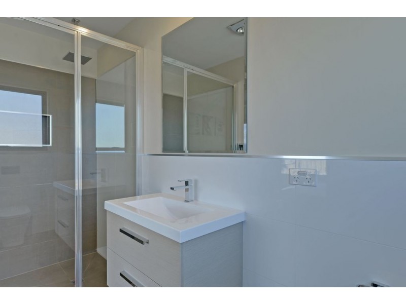 1 Regatta Place, Tranmere TAS 7018