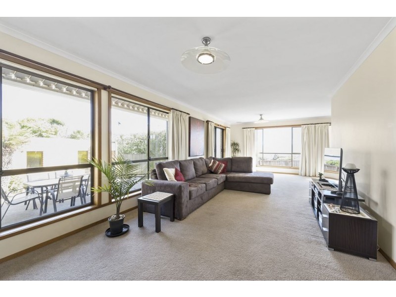 154 Bayview Road, Lauderdale TAS 7021