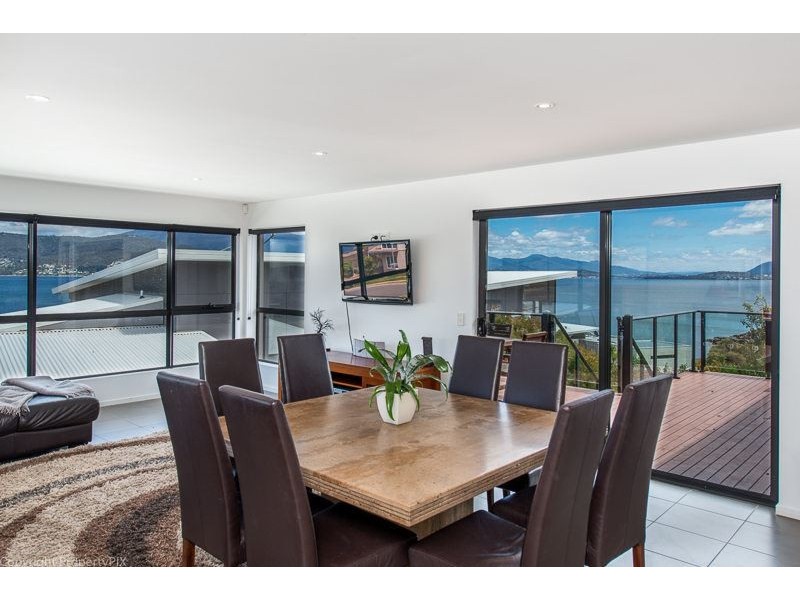 14 Anchorage Court, Tranmere TAS 7018