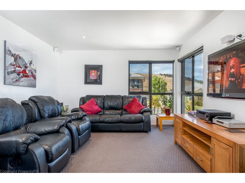 14 Anchorage Court, Tranmere TAS 7018