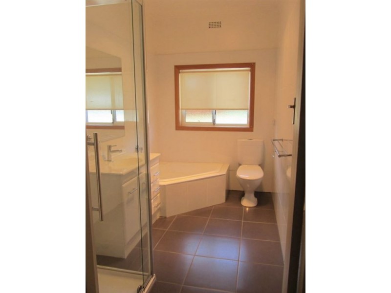 26 East Derwent Highway, Rose Bay TAS 7015