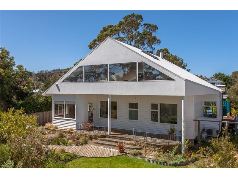 22 Pipe Clay Esplanade, Cremorne TAS 7024