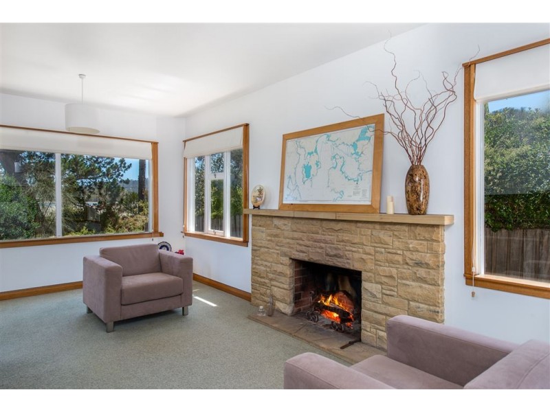 22 Pipe Clay Esplanade, Cremorne TAS 7024