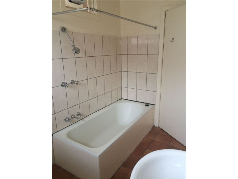 7B Chatsworth Street, Rose Bay TAS 7015