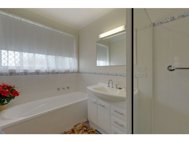 4/26 Horsham Road, Oakdowns TAS 7019