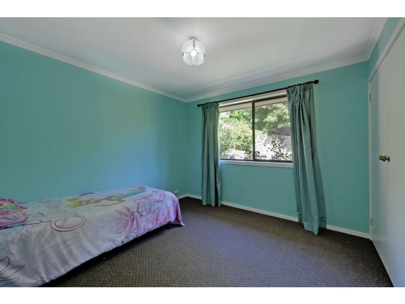 16 Selby Place, Berriedale TAS 7011