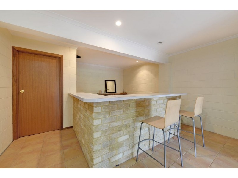 16 Selby Place, Berriedale TAS 7011