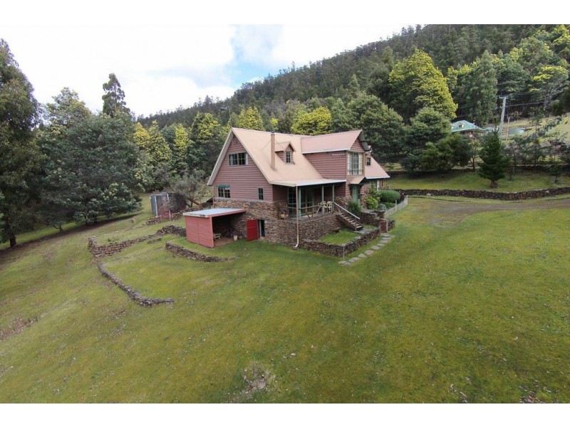 69 Robertson Road, Lachlan TAS 7140