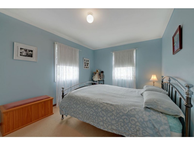 35 La Perouse Street, Warrane TAS 7018