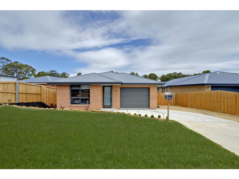 13 Dianella Drive, Blackmans Bay TAS 7052