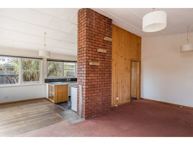 33 South Terrace, Lauderdale TAS 7021