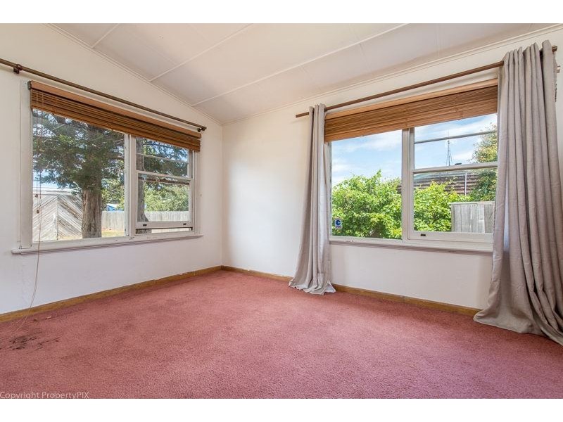 33 South Terrace, Lauderdale TAS 7021
