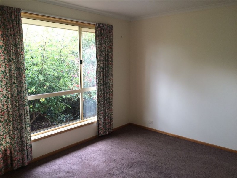 1/141 Gordons Hill Road, Lindisfarne TAS 7015