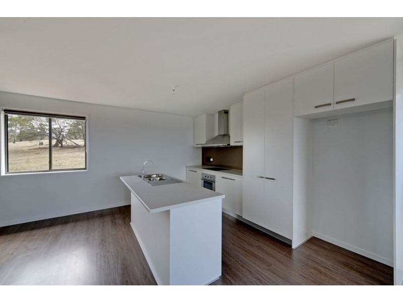 2/48 Mariah Crescent, Oakdowns TAS 7019