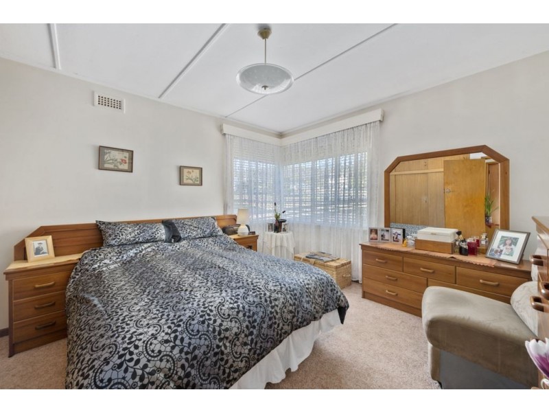 13 Adelphi Road, Claremont TAS 7011