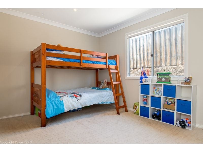 22 Spinnaker Crescent, Tranmere TAS 7018