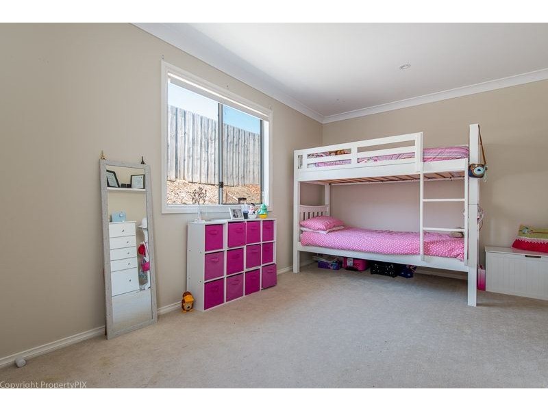22 Spinnaker Crescent, Tranmere TAS 7018