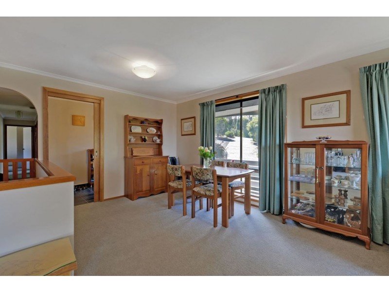 28 Sherwood Court, Lindisfarne TAS 7015