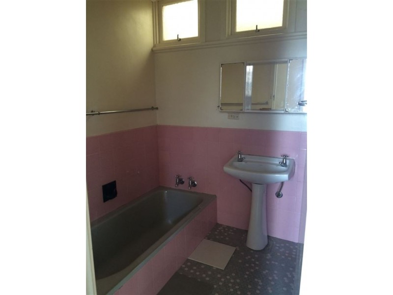 7C Chatsworth Street, Rose Bay TAS 7015