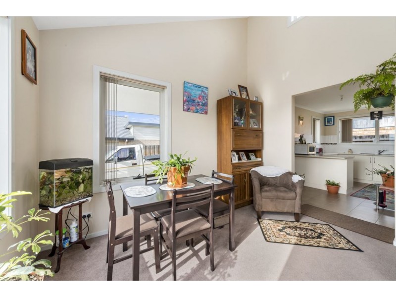 1/22 Lucas Place, Brighton TAS 7030
