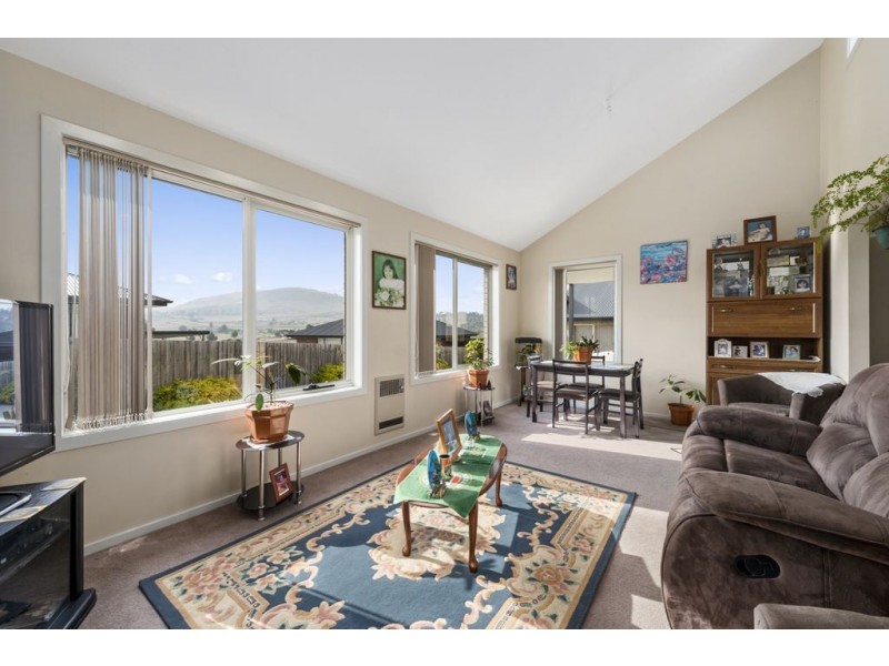 1/22 Lucas Place, Brighton TAS 7030